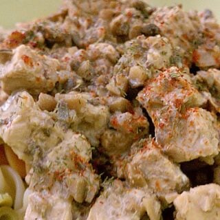 Slow Cooker Tempeh Mushroom Stroganoff
