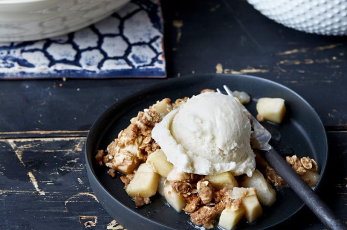 Vegan Holiday Gingerbread Pear Crumble From OATrageous Oatmeals
