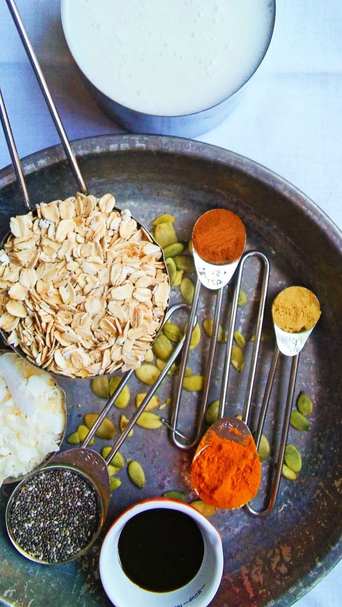 Golden Apple Turmeric Oats from twocityvegans.com