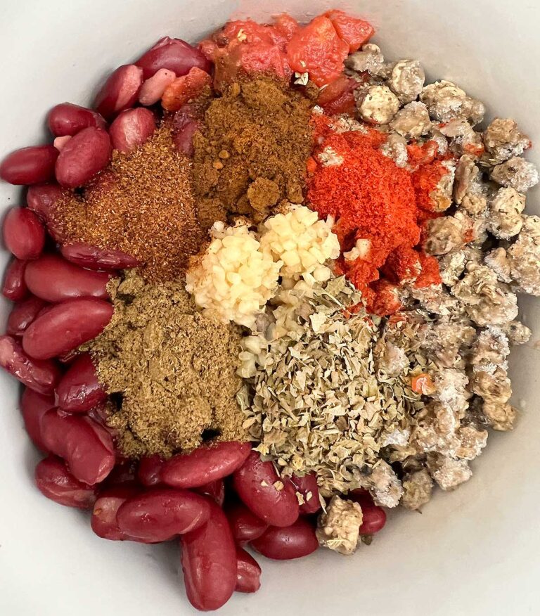 Vegan Slow Cooker Beyond Meat Chili Recipe with Beans for an Easy